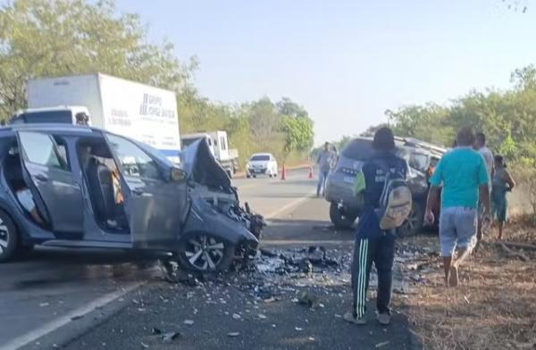 Uma mulher morre e três pessoas ficam feridas em acidente na BR-343 em Amarante, no Centro-Norte do Piauí.(Imagem:Divulgação/PRF)