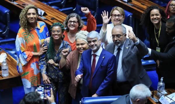 Texto precisa ser aprovado pelos deputados federais até junho(Imagem:Lula Marques/Agência Brasil)