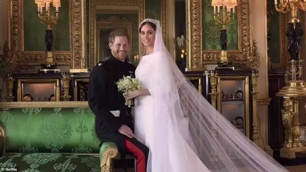 Casamento do príncipe Harry e Meghan mostra o casal radiante de alegria.(Imagem:Reprodução/ Netflix)