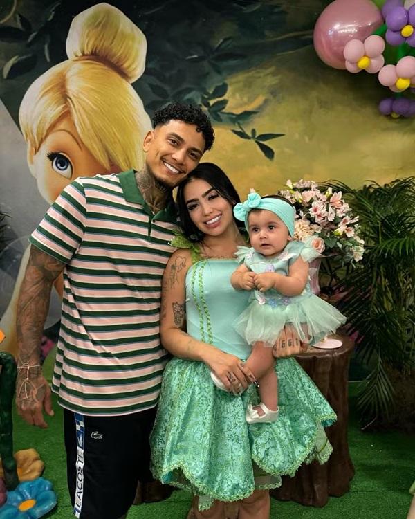 MC Mirella e Dynho celebram 10 meses de Serena  (Imagem:Reprodução/Instagram)