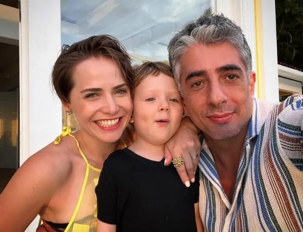 Leticia Colin e Michel Melamed com Uri.(Imagem:Reprodução/Instagram)