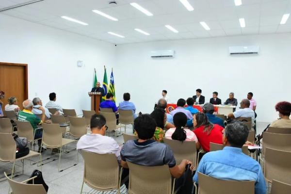 Câmara Municipal de Floriano promoveu audiência pública que discutiu processo de privatização da Agespisa.(Imagem:CMF)