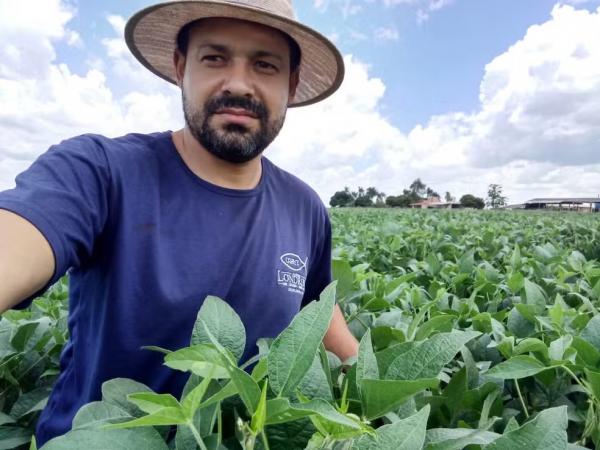 Eder Luis é agricultor em Uberlândia.(Imagem:Arquivo Pessoal)