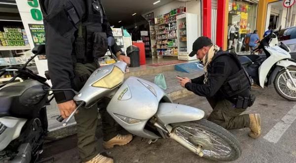 Polícia encontra veículos e peças roubadas sendo vendidos em lojas de cidades do Sul do Piauí.(Imagem:Divulgação/Polícia Civil)