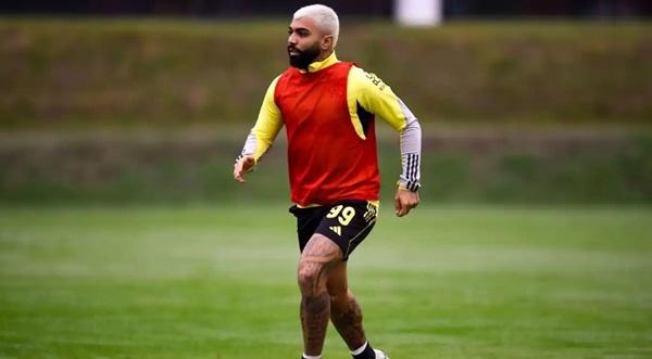 Gabigol durante treinamento nesta semana no Ninho do Urubu(Imagem:Marcelo Cortes /CRF)