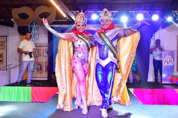 Marana Edny e Alex Carvalho são coroados Rei e Rainha do Carnaval 2025 em Floriano.(Imagem:Secom)