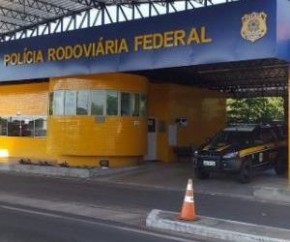 Empresário é flagrado com drogas pela PRF na BR 343 em Floriano(Imagem:Reprodução)