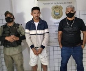 Um homem identificado como Júlio César Pereira dos Santos, 30 anos, foi preso nesta segunda-feira (9) na cidade de Palmeirais, a 117 km de Teresina. Segundo a Polícia Civil, ele é(Imagem:Reprodução)