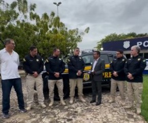 Deputado federal Dr. Francisco entrega nova viatura à Polícia Rodoviária Federal no Piauí.(Imagem:Reprodução/Instagram)