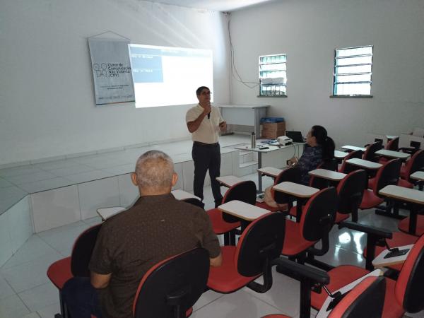 Curso de Comunicação Não Violenta e Mediação de Conflitos é realizado pela SSP-PI em Floriano(Imagem:FlorianoNews)