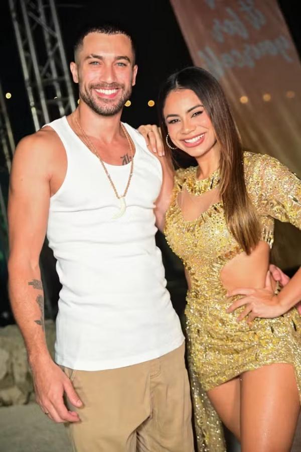 Ricardo Vianna e Lexa(Imagem:Leo Franco/Agnews)