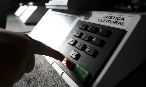 Cidades com mais de 200 mil eleitores podem ter mais um dia de votação.(Imagem:MARCELO CAMARGO/AGÊNCIA BRASIL)