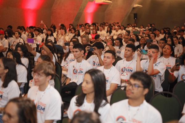 O evento envolve 120 estudantes durante dois dias e, ao fim, serão premiados com medalhas de ouro, prata e bronze.(Imagem:Divulgação)