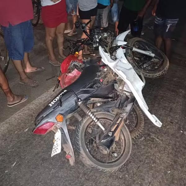 Homem morre após colisão entre motocicletas na BR-343, em Campo Maior.(Imagem:Divulgação/PRF)