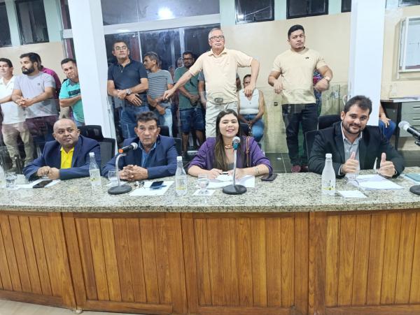  Rejeição do Bolsa Esperança na Câmara Municipal de Barão de Grajaú gera revolta popular(Imagem:FlorianoNews)