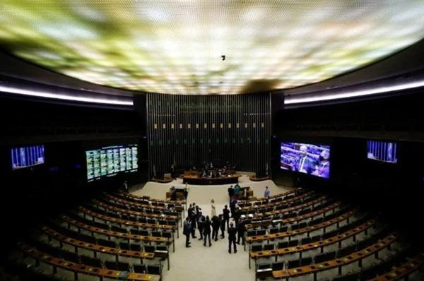 Plenário da Câmara dos Deputados(Imagem:REUTERS/Adriano Machado)