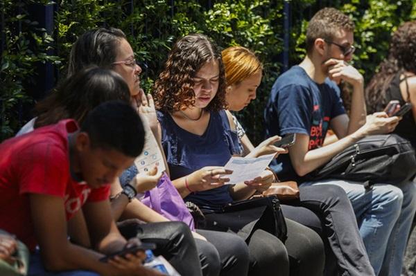 Estudantes se preparam para o Enem. Foto de 5/11/2023(Imagem:Paulo Pinto/Agência Brasil)