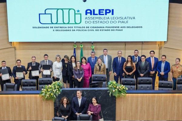 Foram homenageados 14 delegados da Polícia Civil do Estado do Piauí.(Imagem:Alepi)