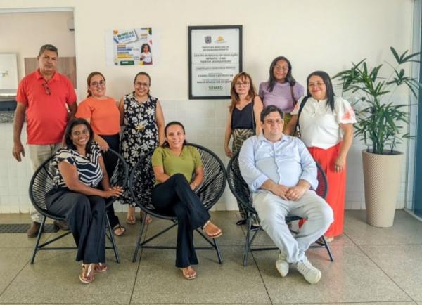 Comitiva da educação de Floriano visita escola municipal em São Raimundo Nonato(Imagem:Secom)