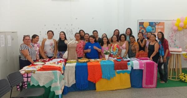 Cores, texturas e tramas: encerramento do Curso de Crochê em Parnaíba.(Imagem:Divulgação)