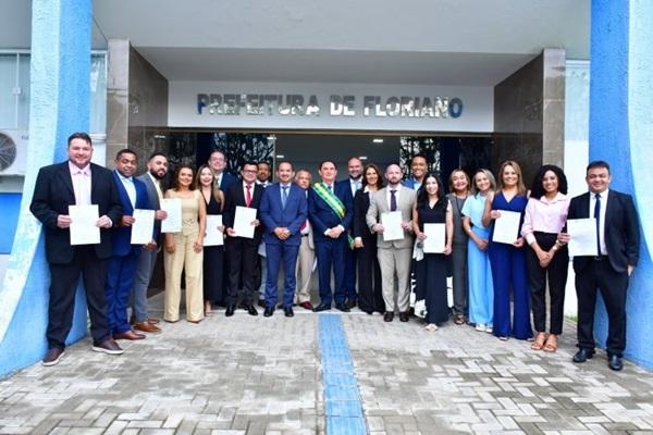 Floriano: 1ª Reunião Executiva de 2025 oficializa a posse do novo secretariado municipal.(Imagem:Secom)