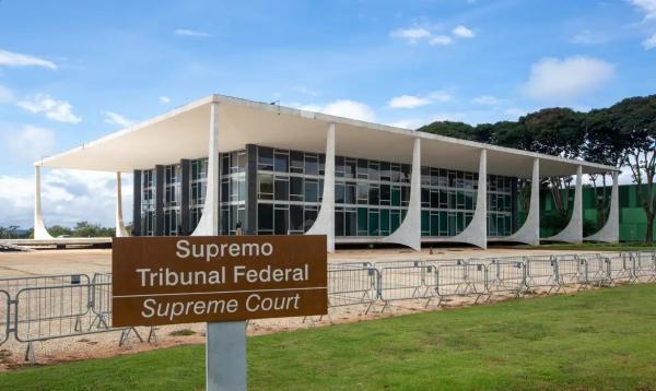 Fachada do palácio do Supremo Tribunal Federal (STF).(Imagem:Fabio Rodrigues-Pozzebom/ Agência Brasil)