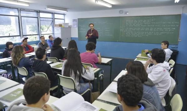 Penalidades incluem advertência e suspensão do credenciamento(Imagem:WILSON DIAS/AGÊNCIA BRASIL)