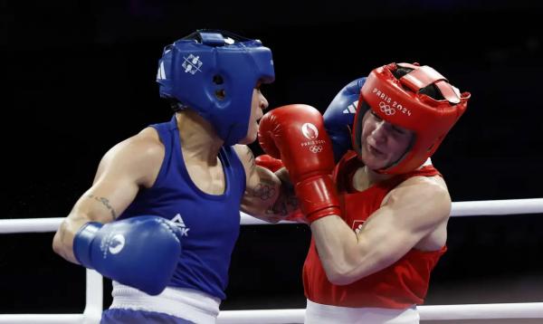 Baiana foi superada pela irlandesa Kelllie Harrington na semifinal.(Imagem:REUTERS/Peter Cziborra/Proibida reprodução)