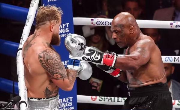 Mike Tyson x Jake Paul (Imagem: Getty Images)