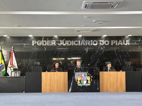 Justiça revoga suspensão do concurso da Semec após recurso da Prefeitura de Teresina.(Imagem:Eric Souza/g1 Piauí)