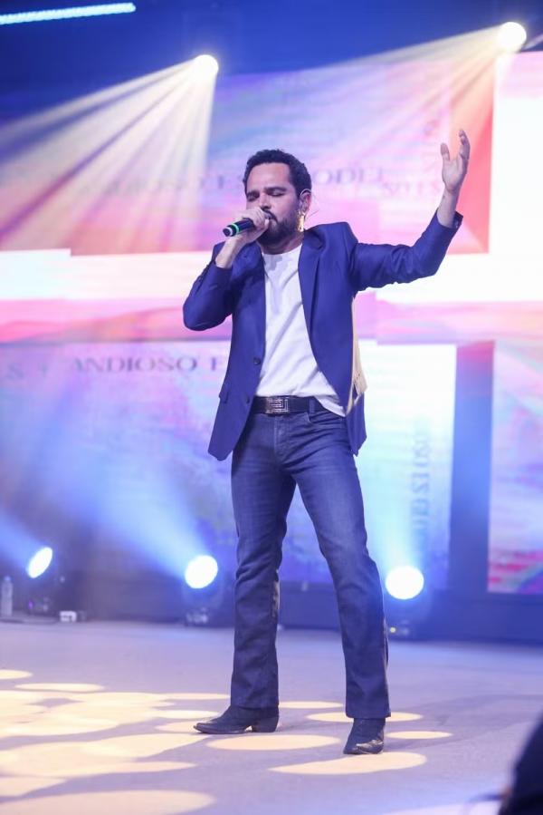 Luciano Camargo fez show gospel no Rio.(Imagem:Thyago Andrade/Agnews)