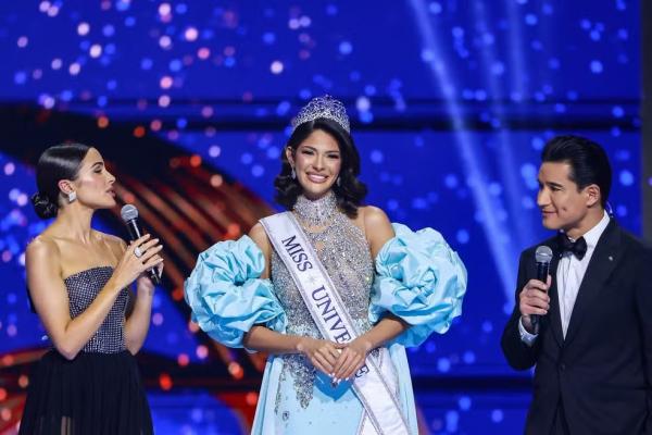 Miss Universo 2023 Sheynnis Palacios desfila pela última vez.(Imagem: Getty Images)