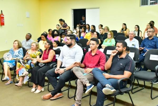 Novos membros do Conselho Municipal de Turismo de Floriano tomam posse.(Imagem:Reprodução/Instagram)