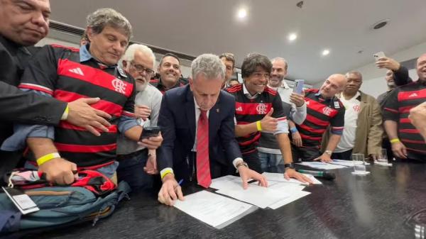 Leilão do Gasômetro - Flamengo arremata terreno para construção de seu novo estádio por R$ 138 milhões - Na foto, o presidente do Flamengo Rodolfo Landim.(Imagem:Ana Branco / Agência O Globo)