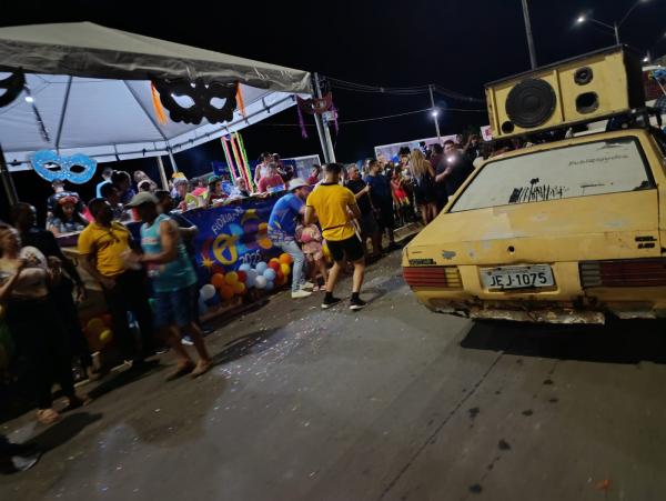 II Corso Floriano agita Avenida Frei Antônio Cúrcio com grande desfile de carros (Imagem:FlorianoNews)