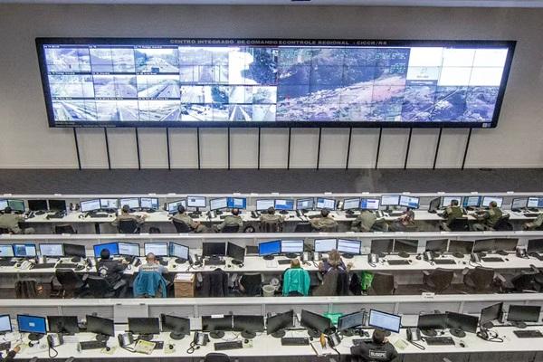 Centros Integrados de Comando e Controle (CICC) serão usados para monitorar aplicação de provas(Imagem:Claudio Fachel/Palácio Piratini)