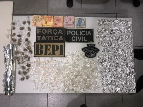 300 porções de droga apreendidas no litoral do PI.(Imagem:Divulgação/PM)