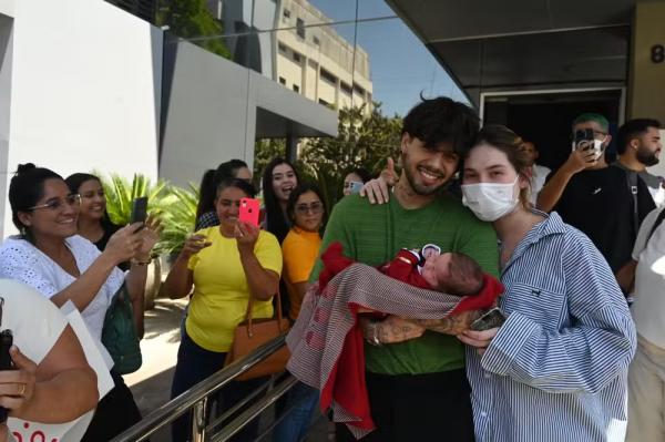 Zé Felipe, José Leonardo e Virginia (Imagem:Cristiano Borges/AgNews)