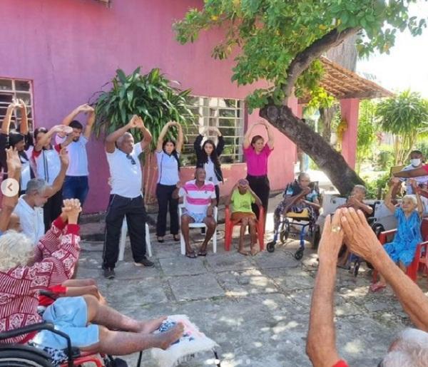 Equipes de Atenção Básica e Núcleo Multiprofissional de Saúde realizam ação na Casa do Idoso(Imagem:Reprodução/Instagram)