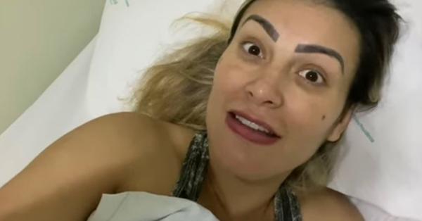 Andressa Urach teve pico de pressão após audiência contra Igreja Universal(Imagem:Reprodução)