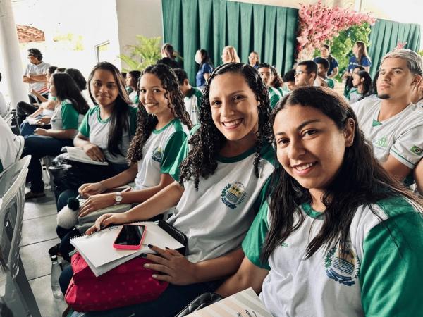 A ação contou com a participação de alunos da 3ª Série do Ensino Médio de escolas vinculadas à 1ª Gerência Regional de Educação (GRE).(Imagem:Divulgação)