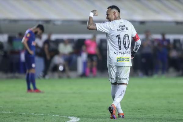 Neymar em Santos x Bragantino(Imagem:Reinaldo Campos/AGIF)