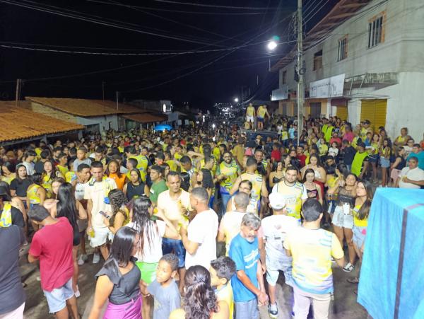 Arrastão do Povão leva multidão às ruas de Barão de Grajaú com muita festa e animação(Imagem:FlorianoNews)