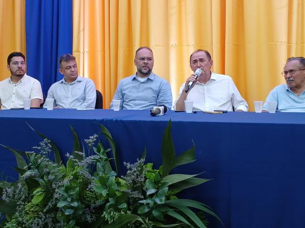 Coletiva de imprensa reúne candidatos eleitos à Prefeitura Municipal de Floriano.(Imagem:FlorianoNews)