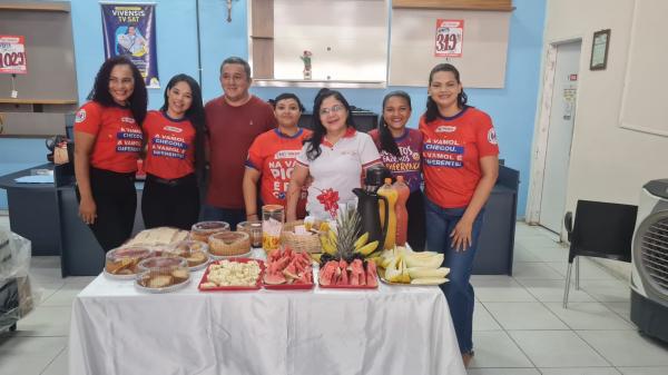 Loja Vamol em Floriano celebra o Dia das Mães com café da manhã especial para colaboradoras e clientes.(Imagem:Divulgação)