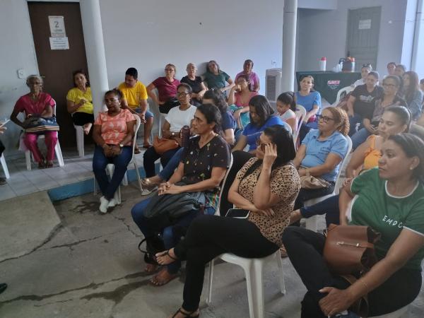 Assembleia do SINTE Floriano discute horário pedagógico com secretários municipais.(Imagem:FlorianoNews)