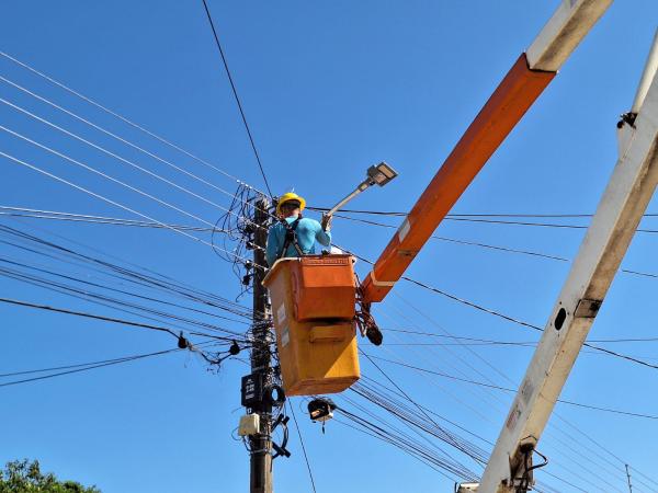 Prefeitura Prefeitura de Floriano emite nota sobre contratação de empresa responsável por iluminação de LEDde Floriano.(Imagem:Divulgação)