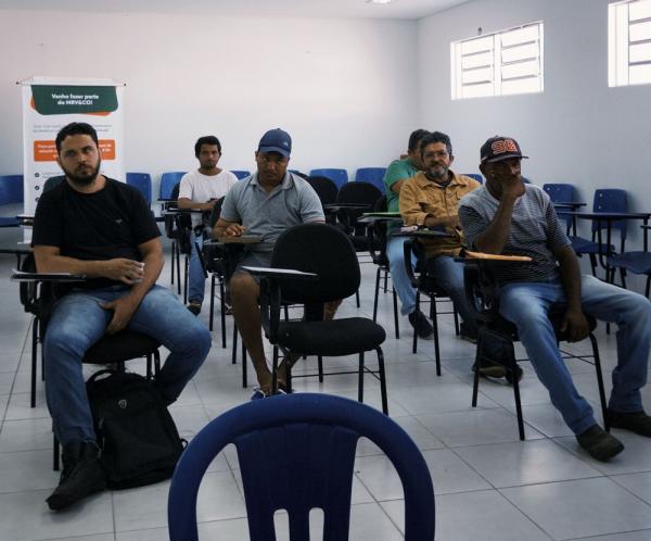 Evento reuniu trabalhadores para fortalecer a inserção no mercado de trabalho.(Imagem:Divulgação)