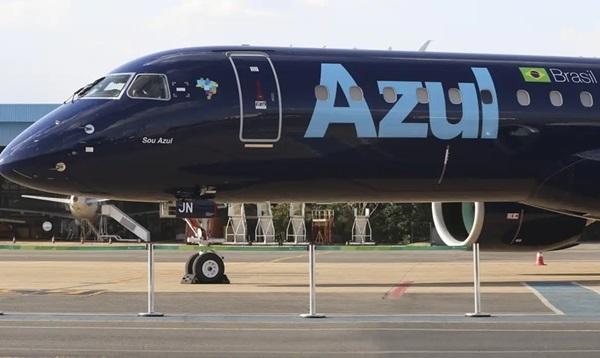 Avião da Azul(Imagem:Valter Campanato/ Agência Brasil)