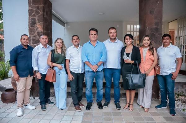 Senador Ciro Nogueira realiza um dia inteiro de reuniões e atende prefeitos, vereadores e lideranças de todo o Piauí(Imagem:Suyane Mesquita / ASCOM)